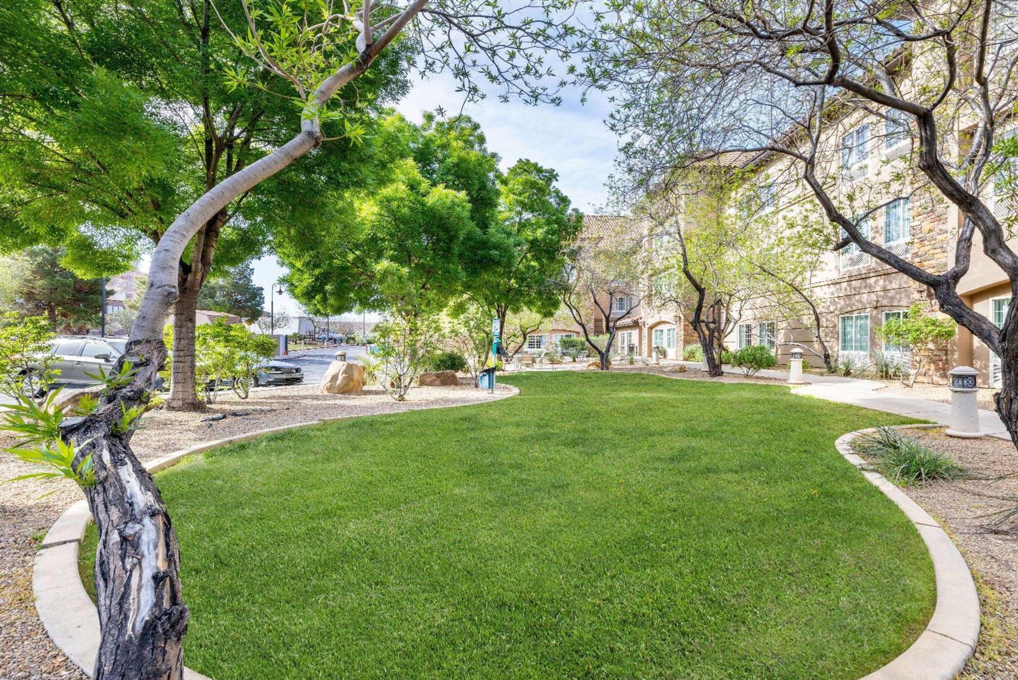 La Quinta By Wyndham St. George Hotel Exterior photo